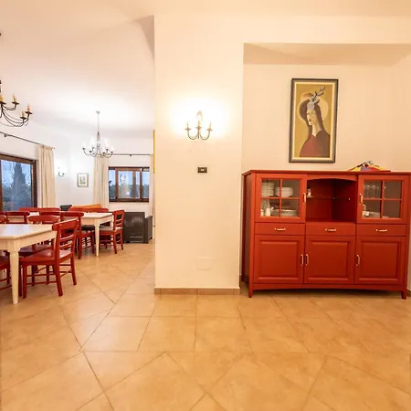 Antico Borgo Perrotta 3* Benewent